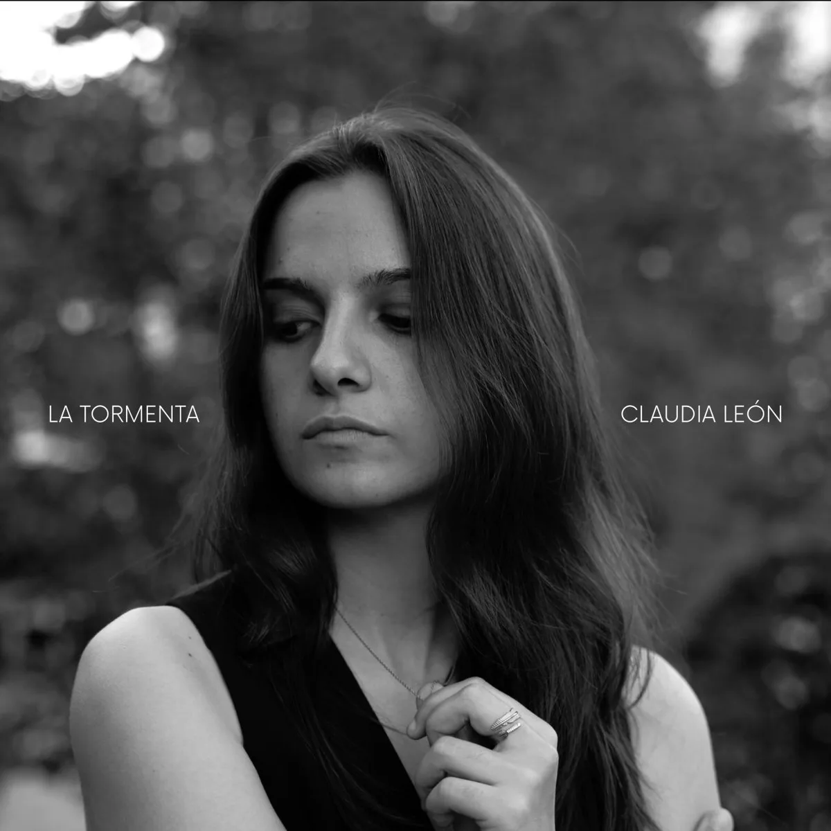Claudia León – La Tormenta
